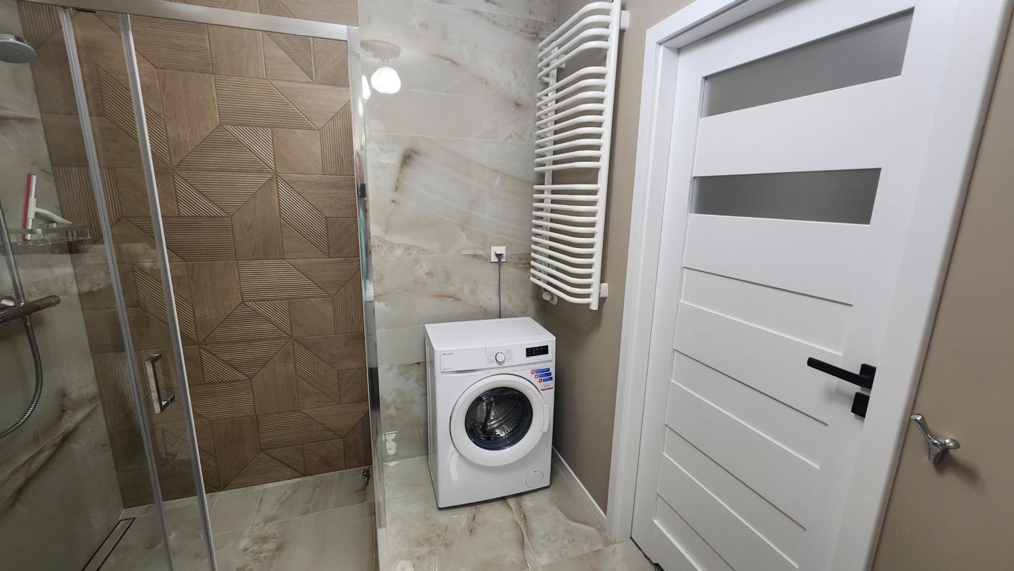 New 1-bdrm In Beautiful *